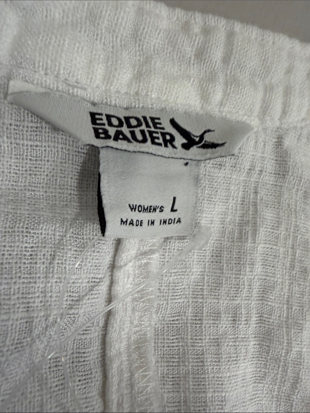 Eddie Bauer White Textured Gauze Henley Top Large Cotton Blend Short Sleeve NWT - Picture 4 of 7
